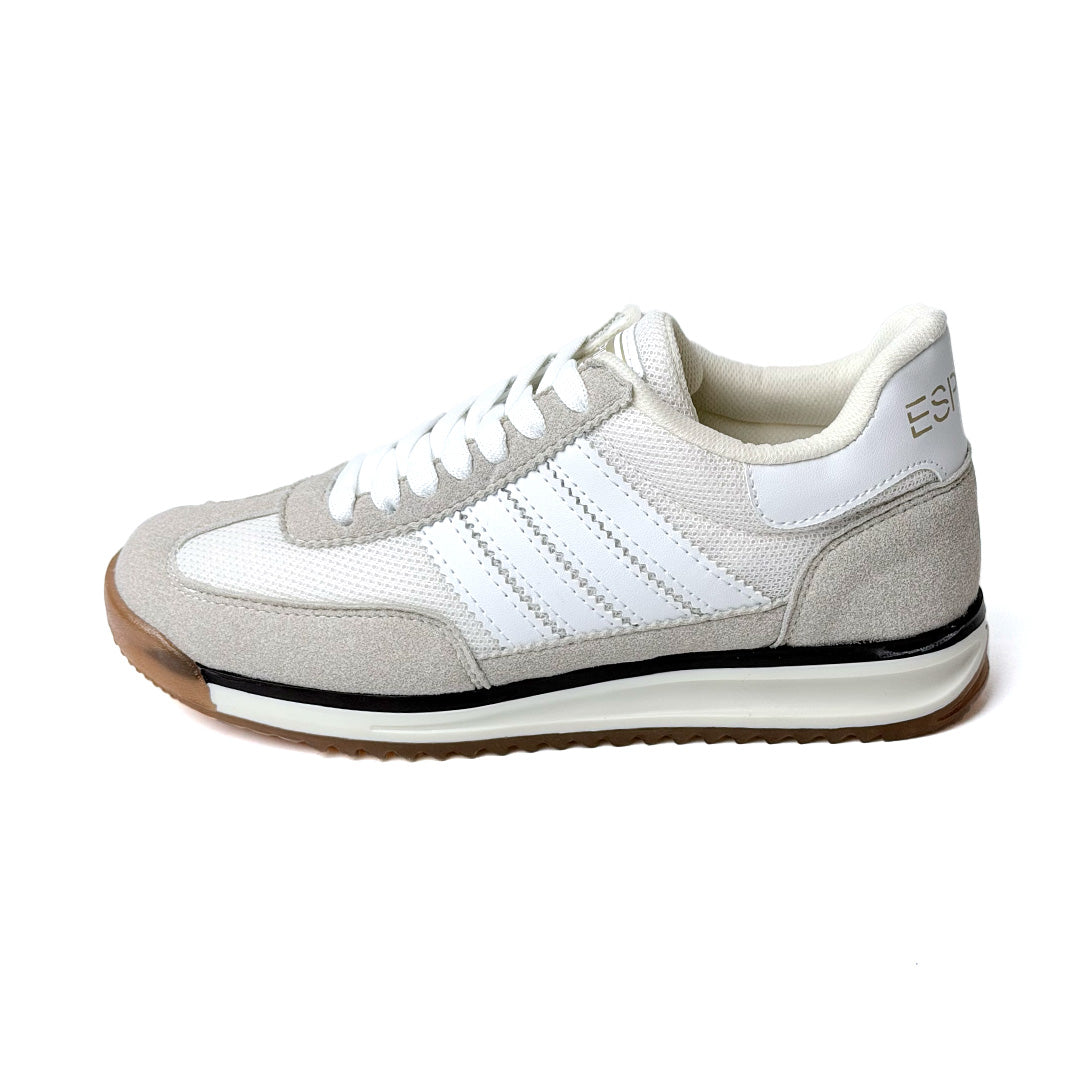 Tenis deportivo - 858 Latte